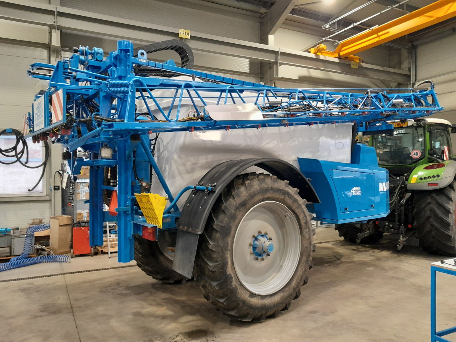 Opryskiwacz polowy Mamut 6500 l. 24m