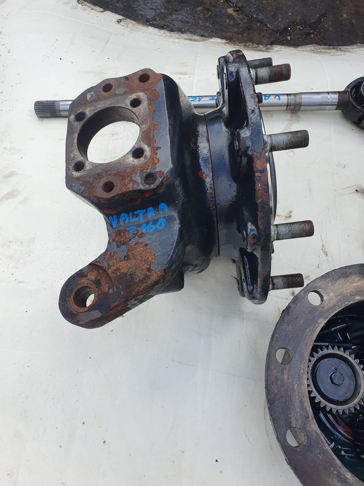 Valtra T170 - Zwolnica - Zwrotnica - Półoś - Skrzynia - Silnik - Siłowniki - Tylny WOM