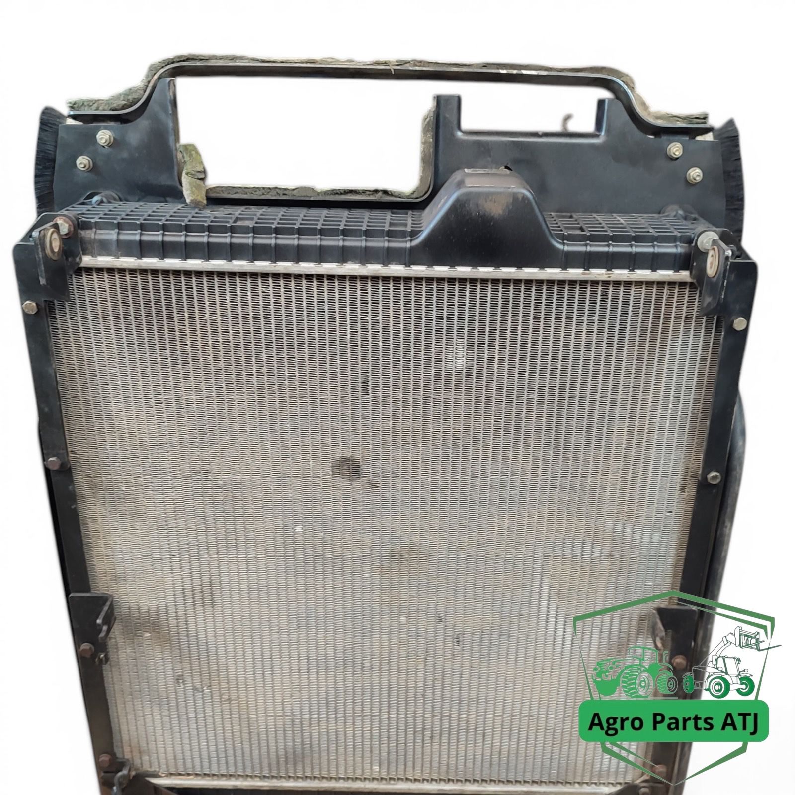 Chłodnica Radiator Denso 5015105M2 Massey Ferguson 8260
