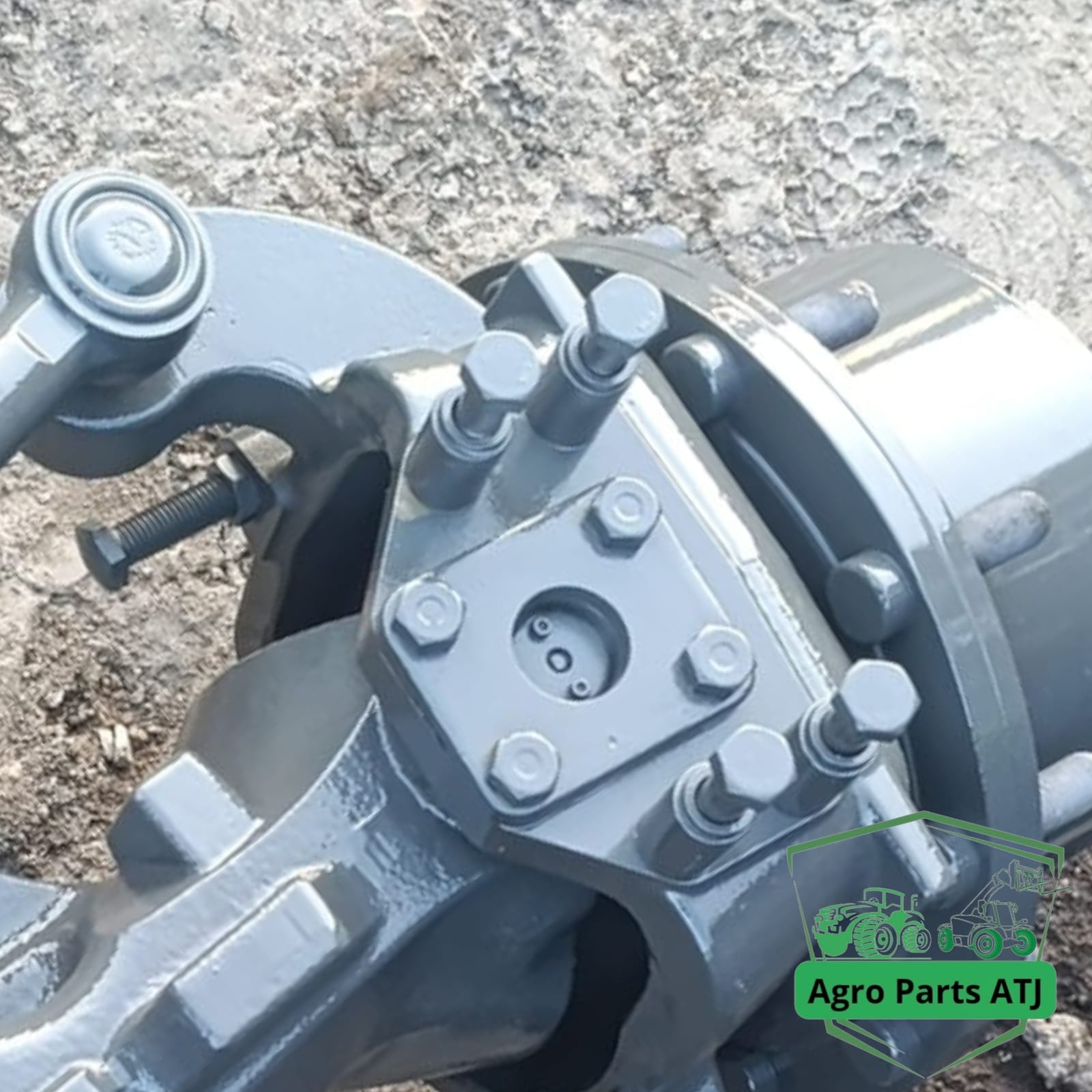 Zwolnica Zwrotnica Piasta Półoś Reduktor Przegub 7500605061 Claas Axion 820