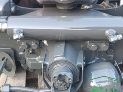 Zwolnica Zwrotnica Piasta Półoś Reduktor Przegub 7500605061 Claas Axion 820