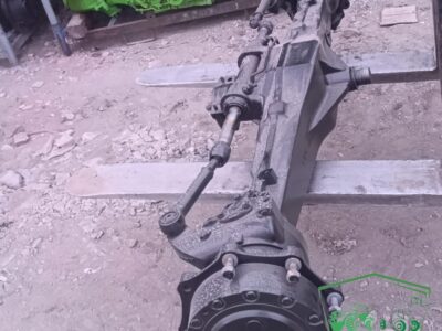 Zwolnica Zwrotnica Piasta Reduktor Półoś Przegub CNH 87667230 New Holland / Case