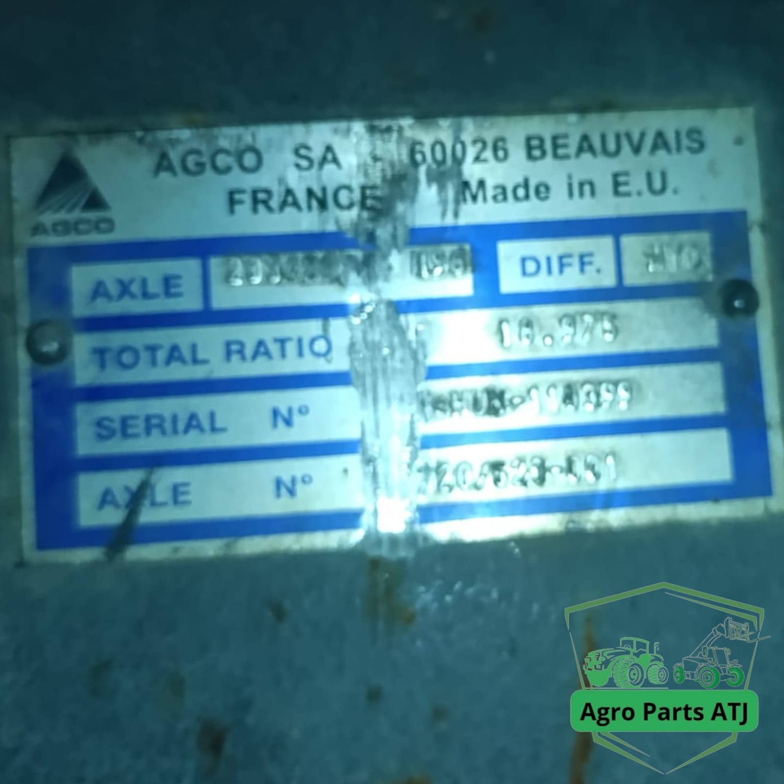 Zwrotnica Zwolnica Piasta Przegub DANA 720/520 Massey Ferguson 5455