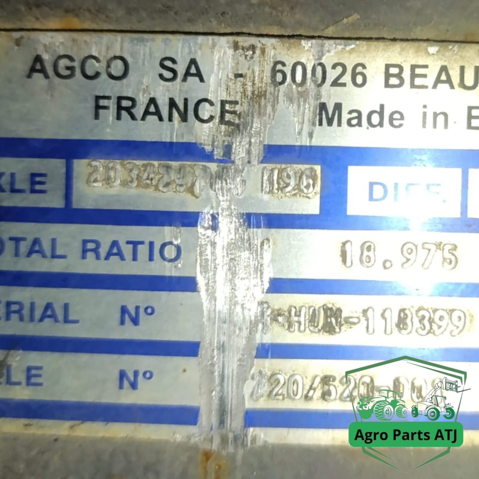 Zwrotnica Zwolnica Piasta Przegub DANA 720/520 Massey Ferguson 5455