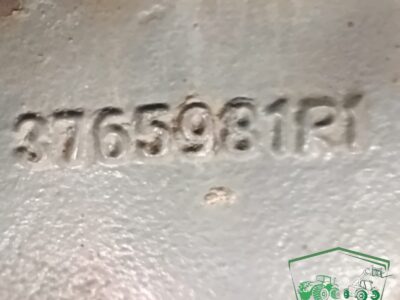 Zwrotnica Zwolnica Piasta Przegub DANA 720/520 Massey Ferguson 5455