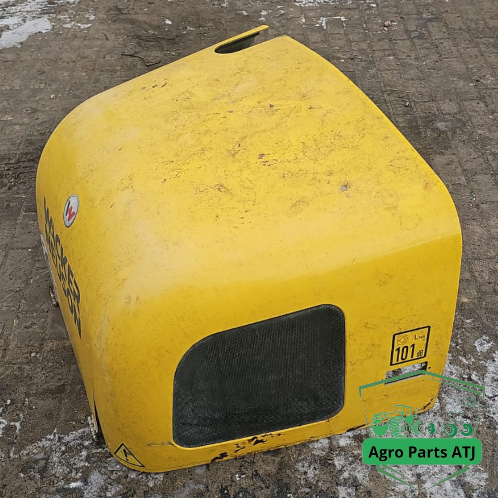 Pokrywa silnika 1000213086 Wacker Neuson / Weidemann