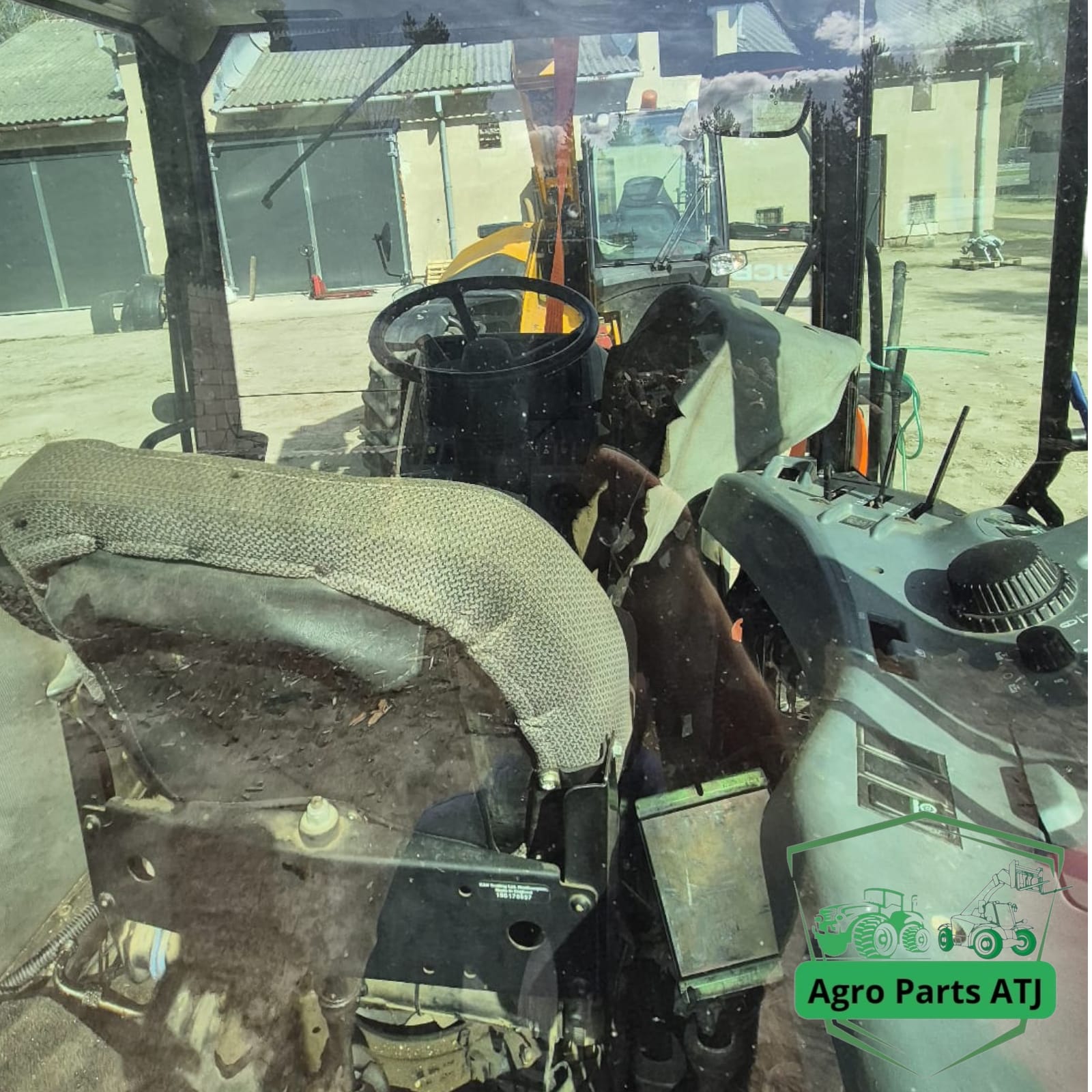 Kabina Kompletna McCormick MTX 185