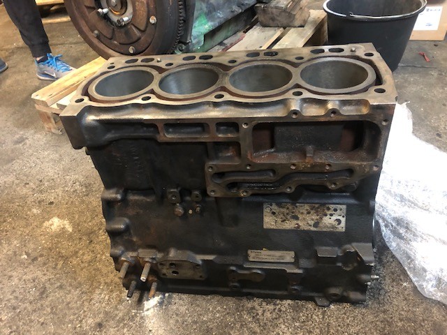 Perkins NL RE RF RG RH RJ 1104C-44 - Blok silnika ZZ50324