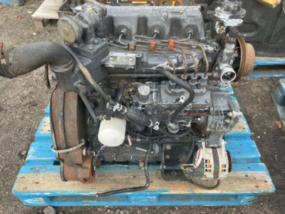 BOBCAT-silnik V3300 B0913A