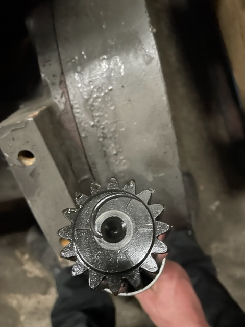 Case CS 100-130 zwolnica [CZĘŚCI]