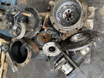 CASE-zwolnica zwrotnica mechanizm róźnicowy/Case Optum 270 części