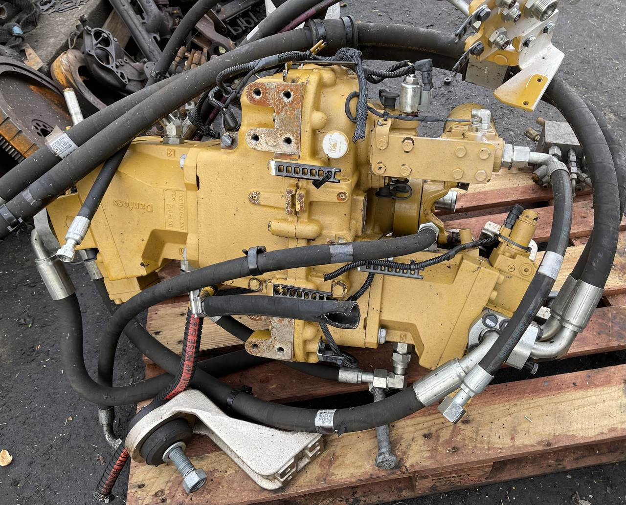 CAT - reduktor pompa jazdy silnik jazdy Caterpillar części