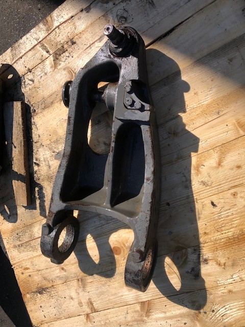 Claas Arion 0011584990 wachacz dolny lewy