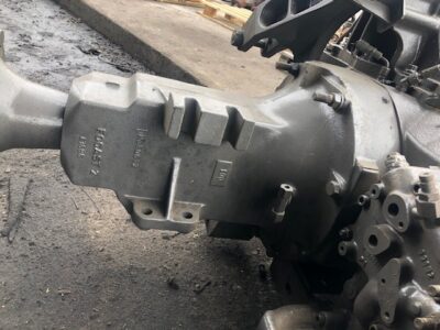 Claas Arion Ares , Massey Ferguson zwolnica tylna obudowa