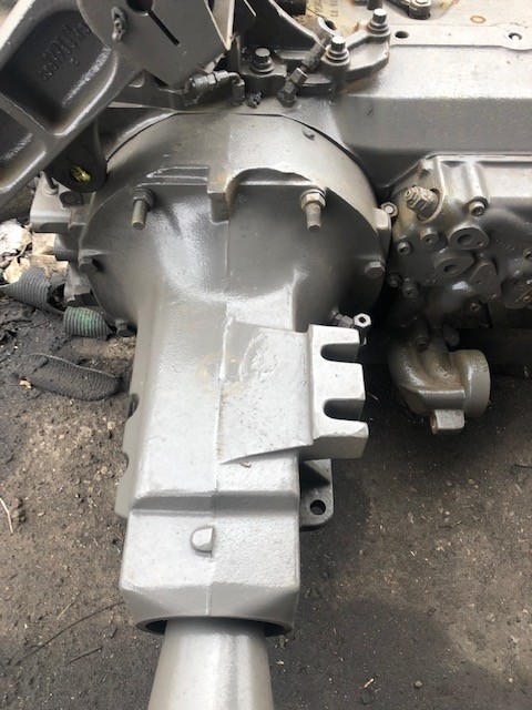 Claas Arion Ares , Massey Ferguson zwolnica tylna obudowa