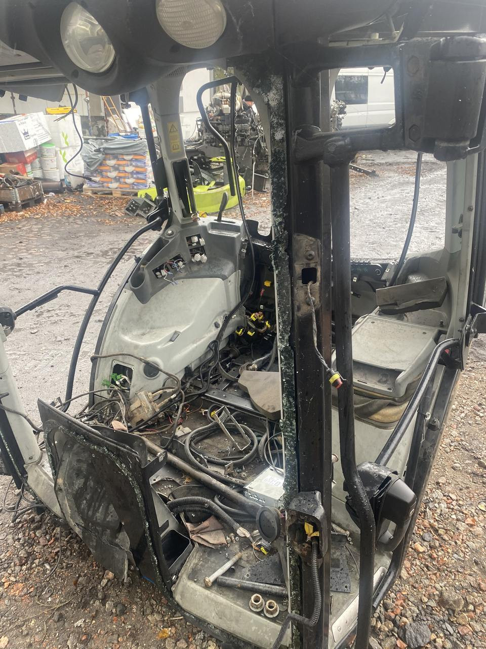 Claas Arion Seria 600 - Kabina