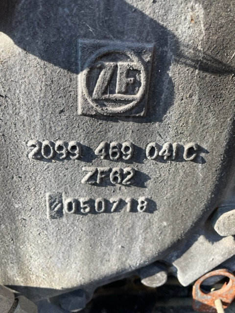 Claas Axion 870 c-matic skrzynia biegów ZF 2099469049