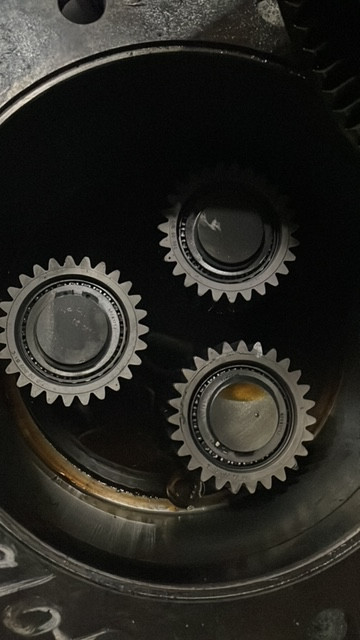 Claas Axion zwolnica zwrotnica Piasta most napędowy DANA