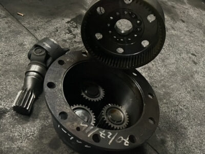 Claas Axion zwolnica zwrotnica Piasta most napędowy DANA