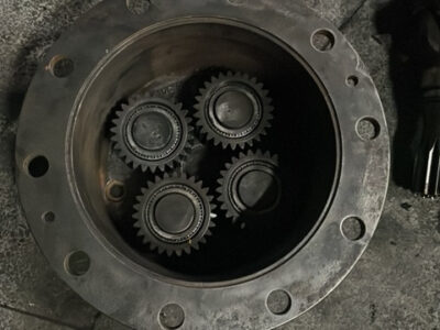 Claas Axion zwolnica zwrotnica Piasta most napędowy DANA