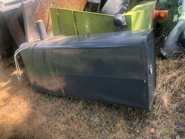 Claas Dominator | Mega - Zbiornik Paliwa