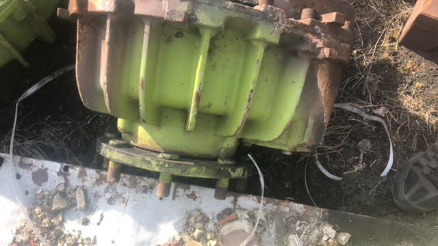 Claas Dominator - Zwolnica