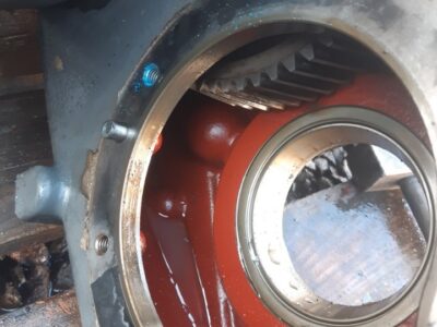 Claas lexion 580 skrzynia dzwon przekładnia tryby obudowa części