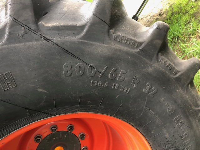 Claas Lexion 800/65 R32