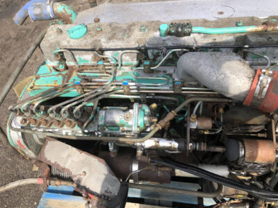 CUMMINS-silnik C220 20-na części bądż w całośći