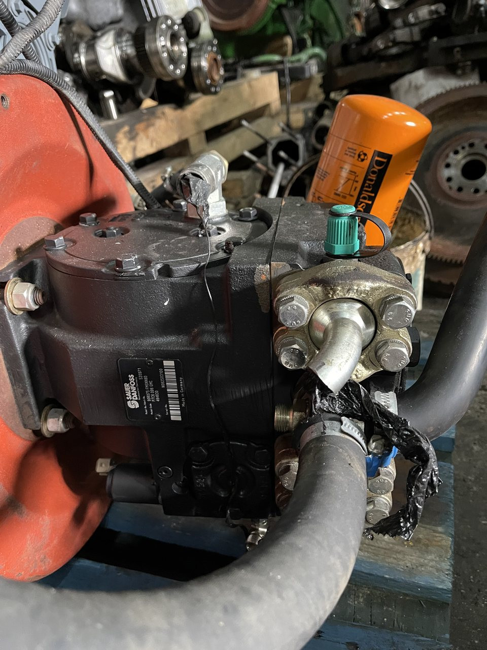 Danfos-pompa jazdy-hydrostat/pompa jazdy Merlo 40.7