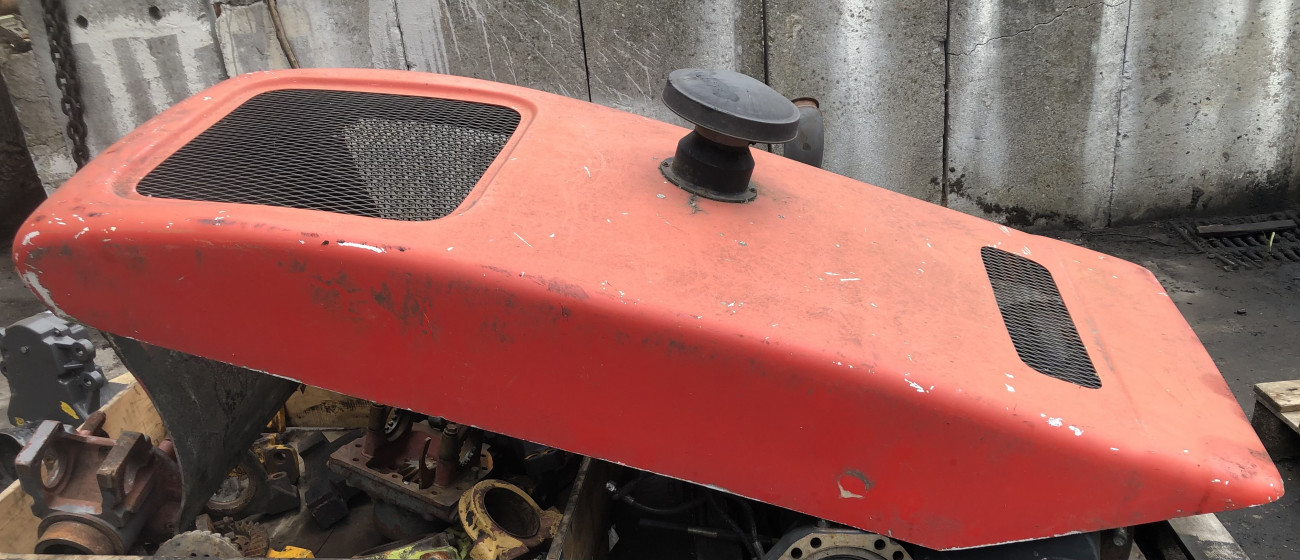 Faresin-maska/pokrywa silnika