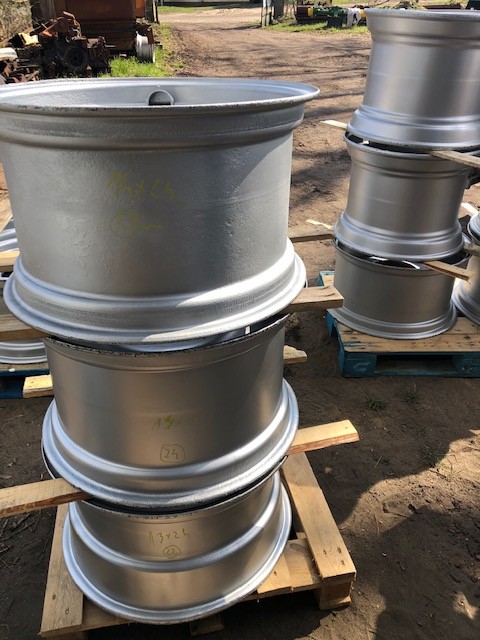 Felga 14x24 Cat TH Bobcat