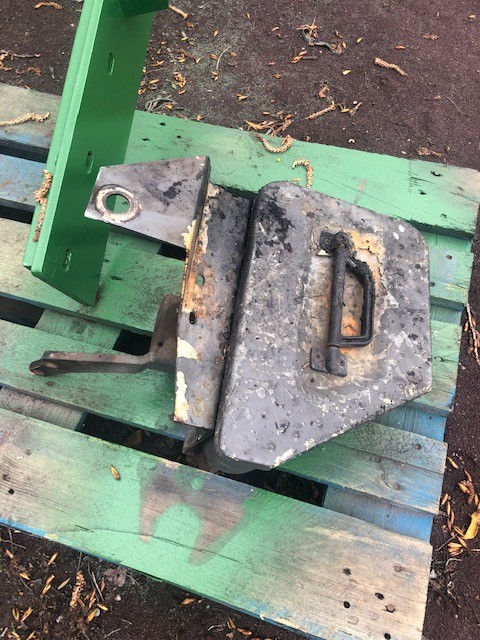 Fendt 311 , 312 LSA - Skrzynka Narzędziowa