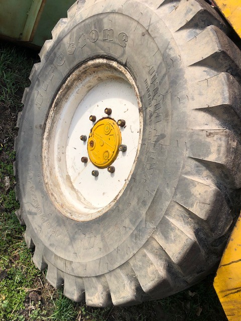 Firestone 460/70 R24 IND , Opona budowlana