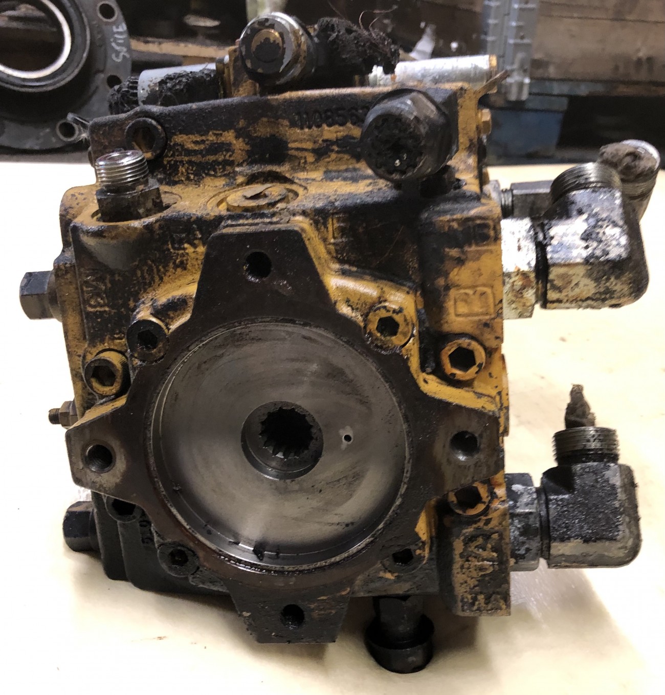 Hydrostat CAT 908/906/CAT-pompa jazdy