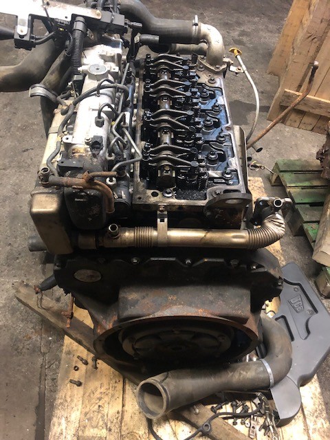 JCB 541-70 - Silnik [CZĘŚCI]