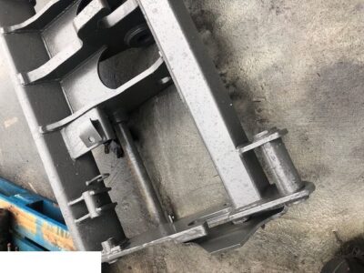 Jcb Q-fit - Adaptacja