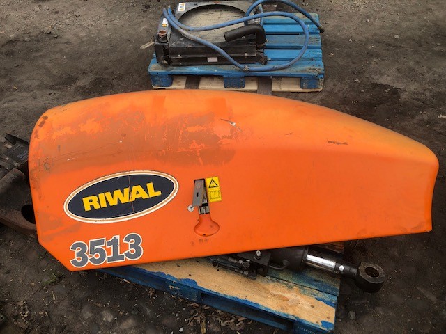 JLG 3513 Klapa Maska Silnika