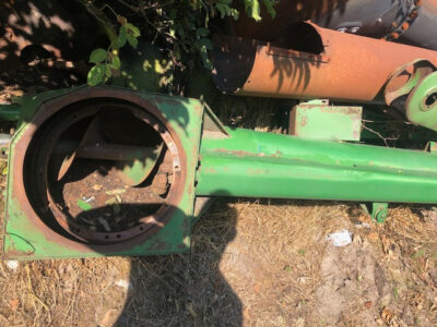 John Deere 1065 | 1075 - Rura Wysypu Ziarna Kompletna