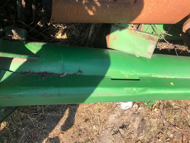 John Deere 1065 | 1075 - Rura Wysypu Ziarna Kompletna