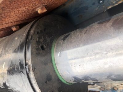 John Deere 3400 3415 3420 Siłownik Wychyłu Łyźki Zamek