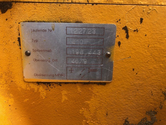 John Deere 410 - Rozdzielacz Hydrauliczny