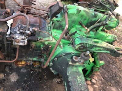 John Deere 4955 - [CZĘŚCI] - zwolnica zwrotnica skrzynia biegów silnik