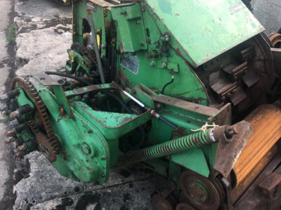 John Deere 5460 - Gniotownik