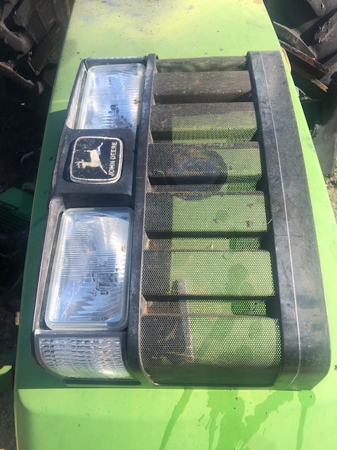 John Deere 6000 , 6010 Grill przedni kompletny