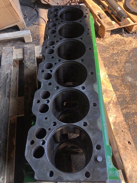 John Deere 6505 | 6600 | 6700 - Blok Cylindrów | Wałek Rozrządu | Wał Korbowy | Głowica Cylindrów