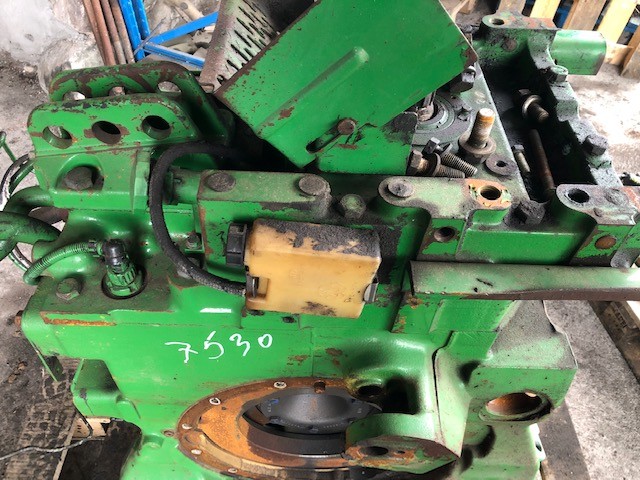 John Deere 7430 | 7530 WOM Tylny [CZĘŚCI]