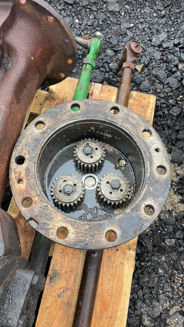 John Deere 7600 , 7700 , 7800 zwolnica części