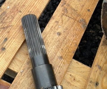 John Deere 7600 , 7700 , 7800 zwolnica części