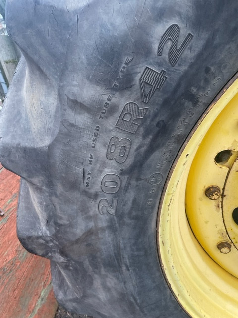 John Deere 7700 , 7800 , 7710 , 7810 koła opony felgi Goodyear 20.8 r42 ,